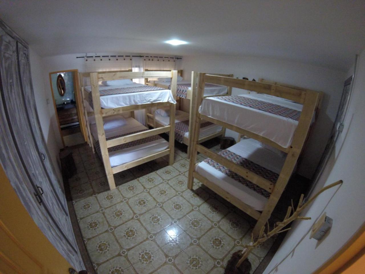 La Otra Mitad Hostel Armenia  Exterior photo